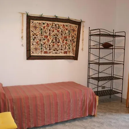 Casa vacanze Casa Catalogna , Vicino Al Centro Storico. Città di Lipari