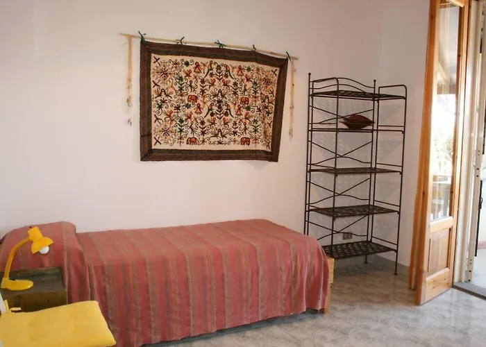 Casa vacanze Casa Catalogna , Vicino Al Centro Storico. Città di Lipari