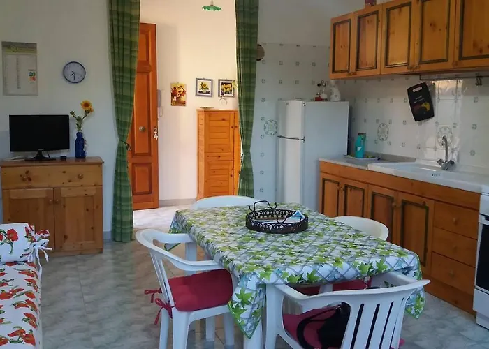 Casa Catalogna , Vicino Al Centro Storico. Casa vacanze Città di Lipari